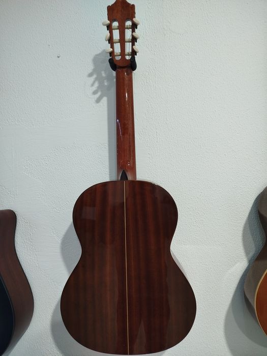 Guitarra Alhambra 3C