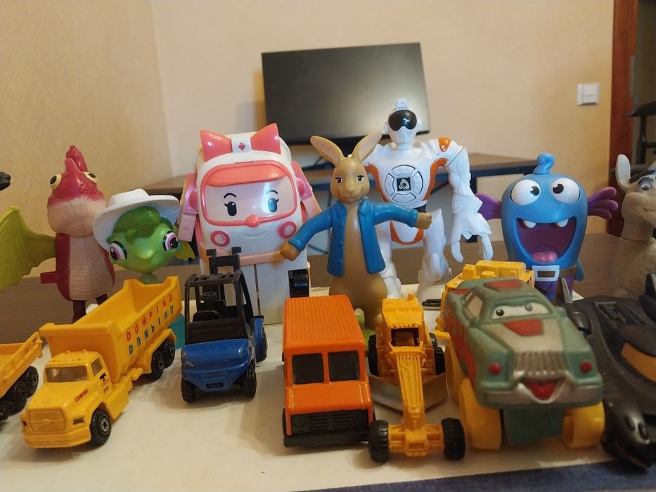 Лот іграшок для хлопчика