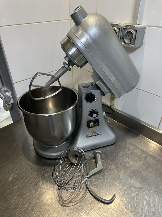 Планетарний міксер Pluton-7