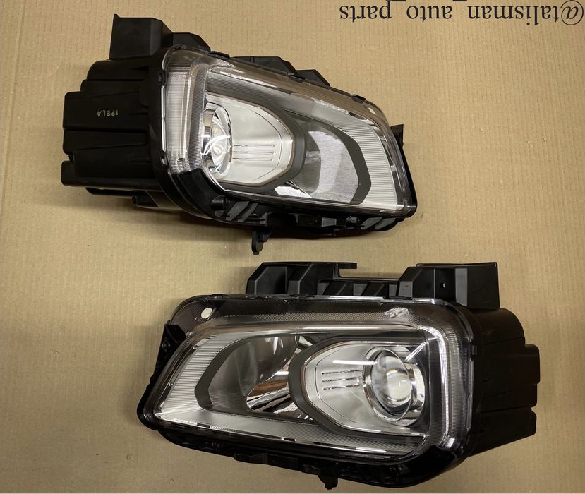 Hyundai Kona кона фара звичайна оптика в наявності