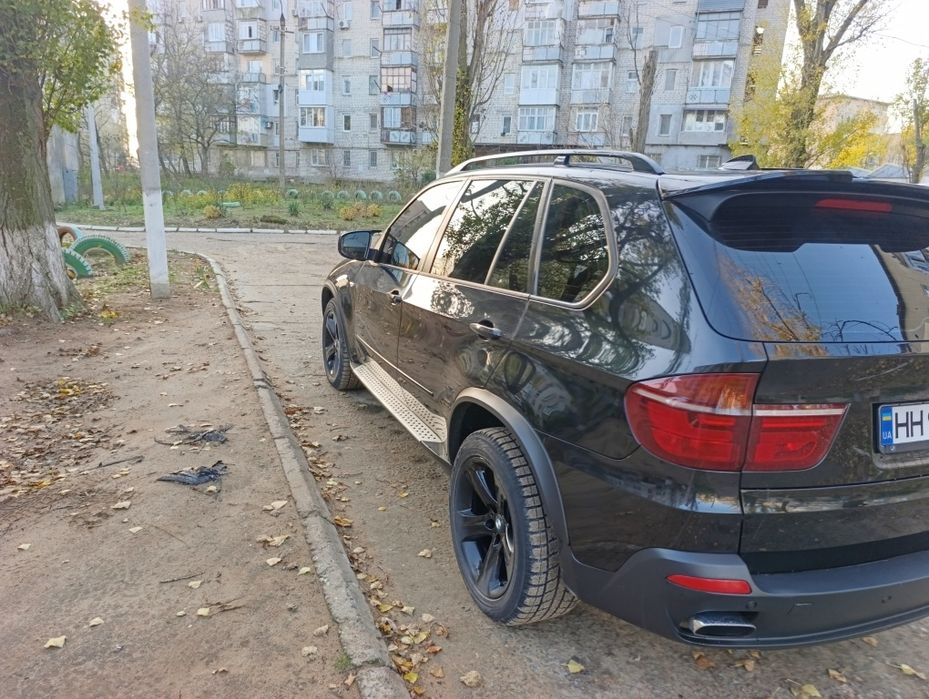 Продам БМВ х5 е70