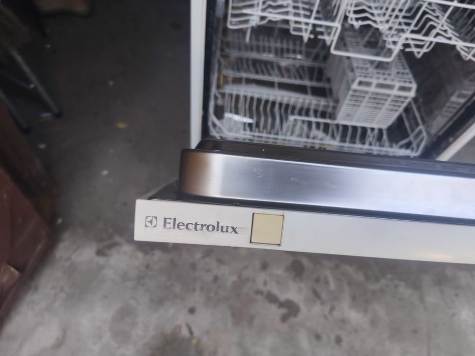 Zmywarka pod zabudowę Elektrolux