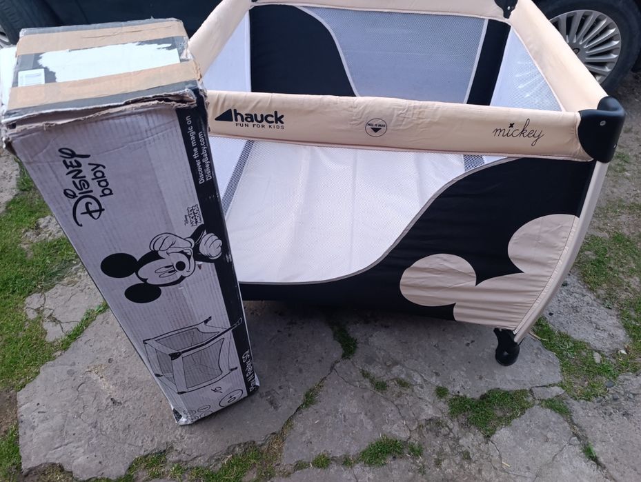 Продам дитячий манеж