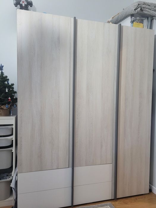 Szafa Remo trzydrzwiowa