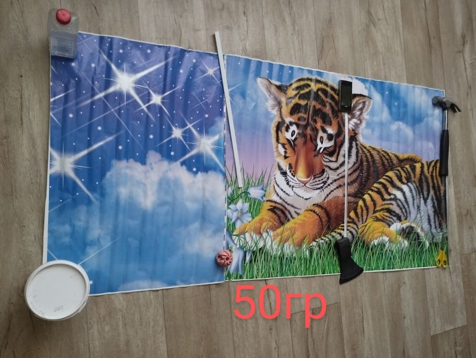 Обои бумажные  остатки фото обои