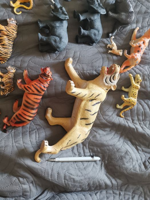 Zwierzątka figurki