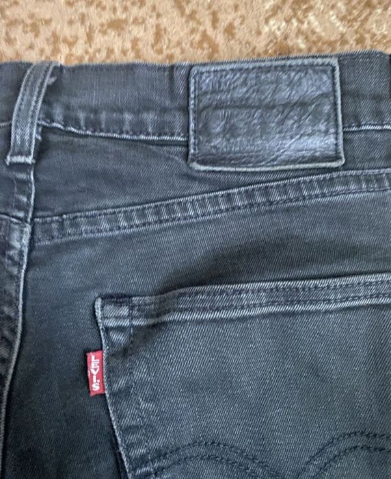 Джинси levis чорні