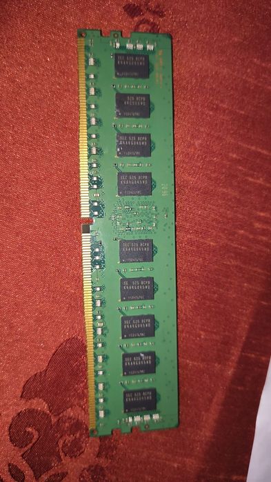 8GB ddr4 ecc używana