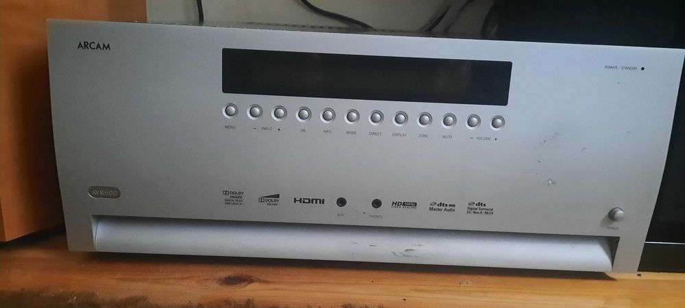 amplituner Arcam