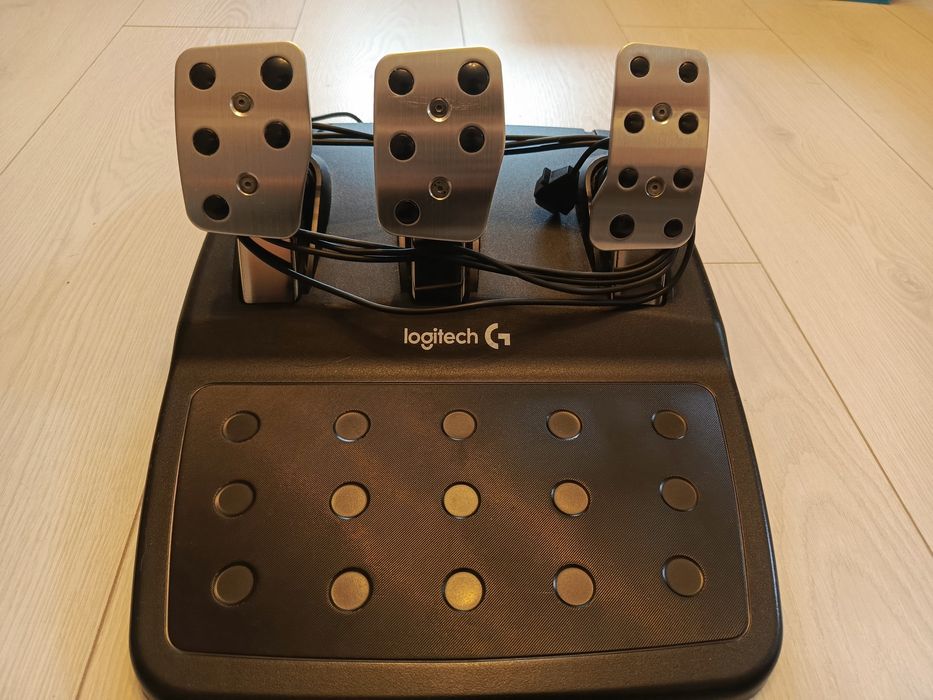 Kierowca Logitech g29 z shifterem