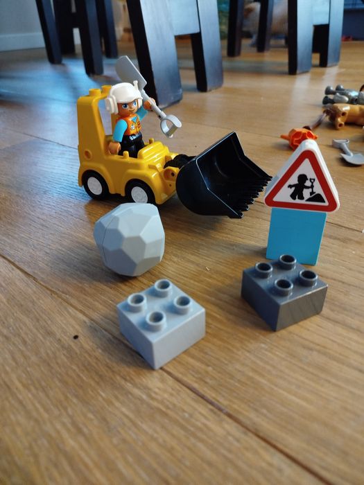 Sprzedam duży zestaw klocków LEGO Duplo