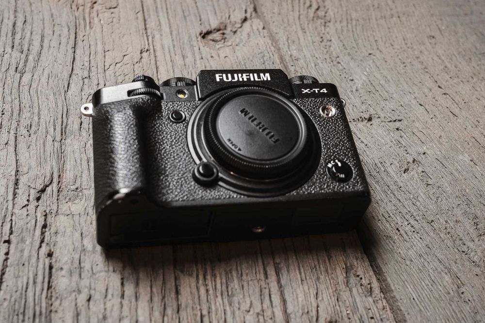 Fujifilm, Fuji X-T4 czarny, 8662 klatek, super stan