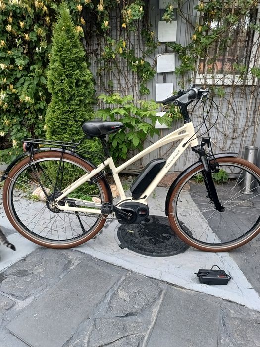 Електровелосипед Riese Muller Bosch Nuvinci с зарядным