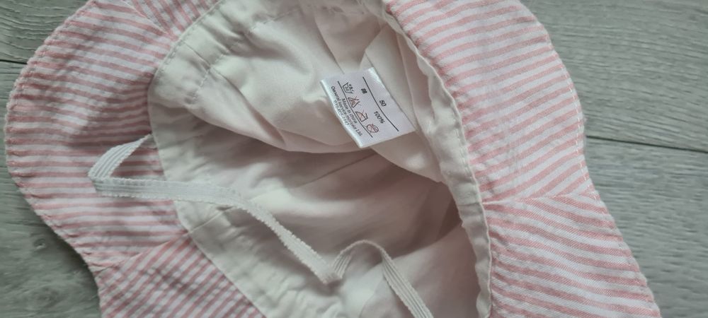 Продам дитячі панамки та шапки.
