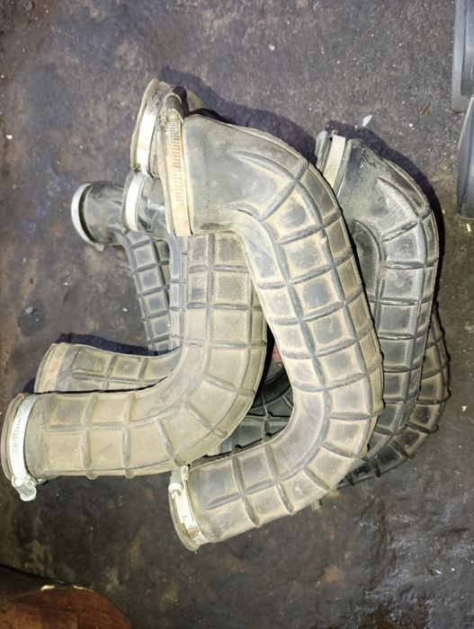 Патрубок воздушного фильтра таврия славута. Гофра  инжектора славута