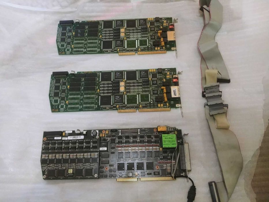Платы PC телефонии- D/300SC-2E. и  MSI/SC- R (Dialogic/USA/slot- ISA)
