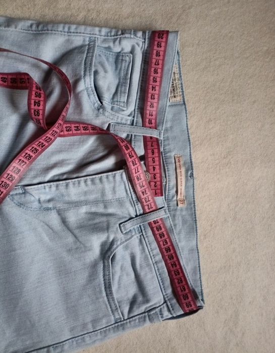 Spodnie Levi's /Roz/S