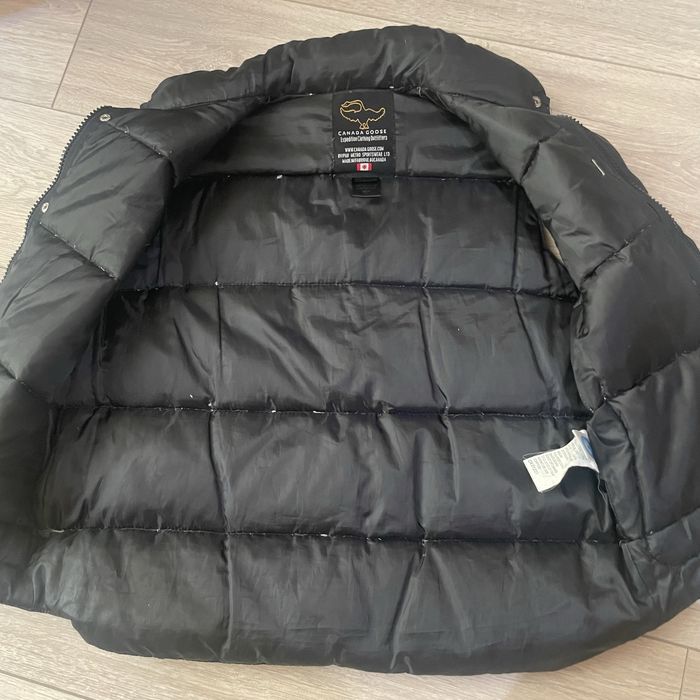 Жилетка пухова Canada Goose безрукавка канада гус пух