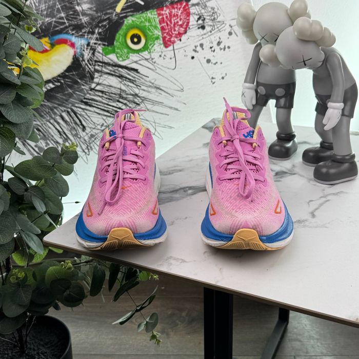 Кросівки Hoka Clifton 9 40.5 розмір E206