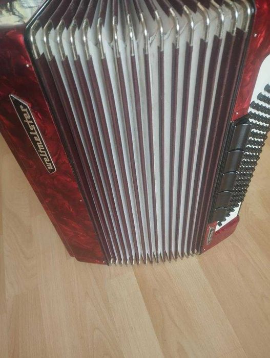 akordeon weltmaister stella 120 basów i futerał