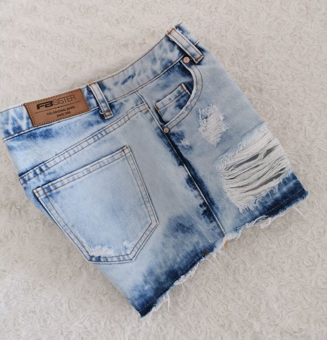 Krotkie spodenki jeans szorty damskie rozmiar S 36
