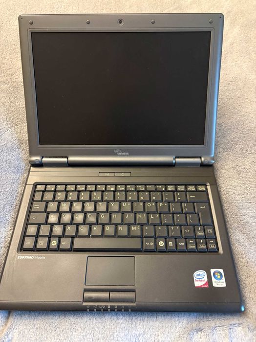 laptop Fujitsu Siemens Esprimo mobile - na części bez dysku