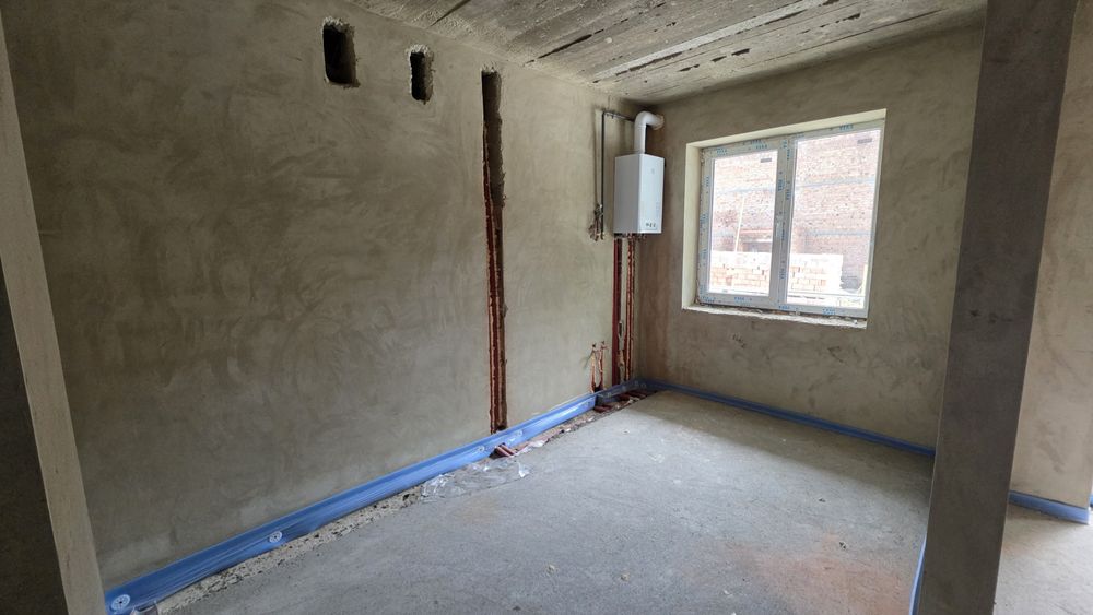 Продається зданий таунхаус на Роші