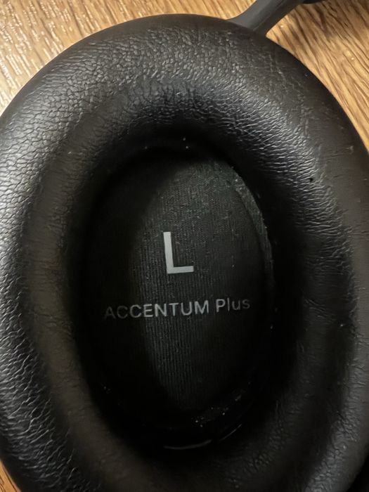 Sennheiser accentum plus
