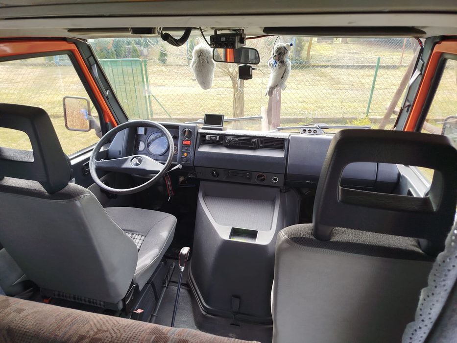 Kamper Mercedes Benz MB100 (1990) Gotowy do jazdy!