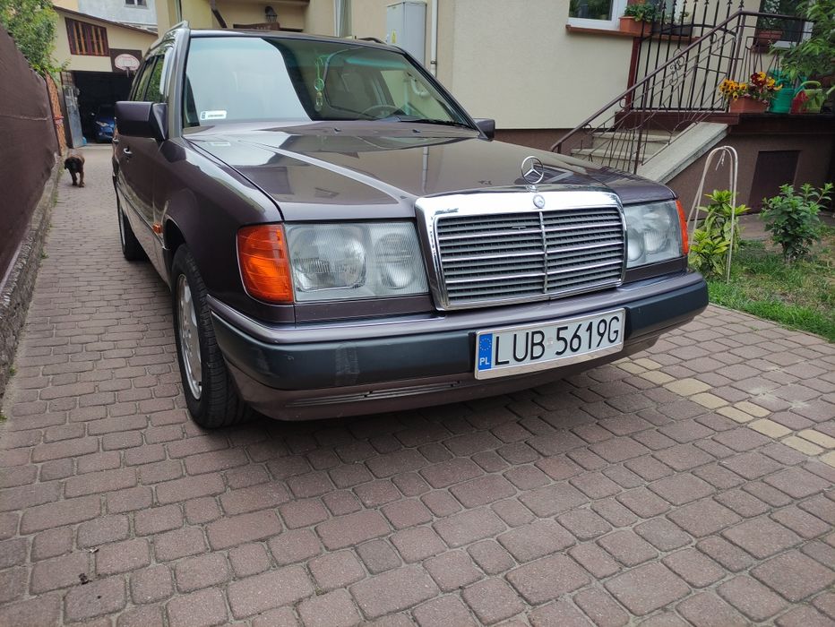 REZERWACJA Sprzedam Mercedes Benz W 124 TE 2.2 BENZYNA 150 KM