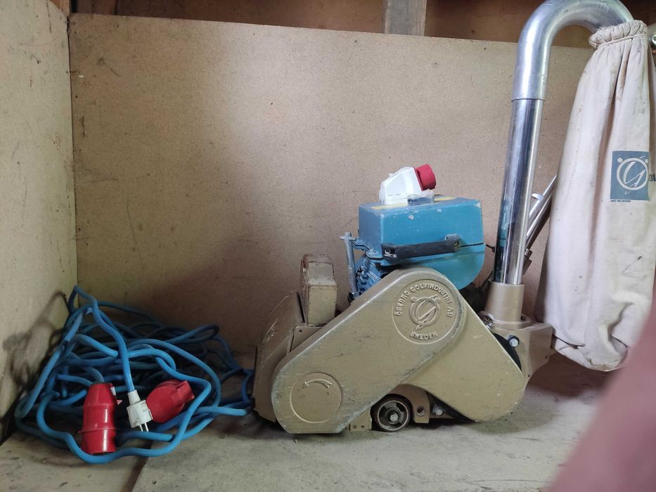 Цвяхи оцинковані фінські 45, 60, 75, 100, саморізи, цвяхи для покрівлі