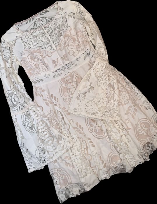 Неймовірна мереживна сукня від американського бренду FreePeople