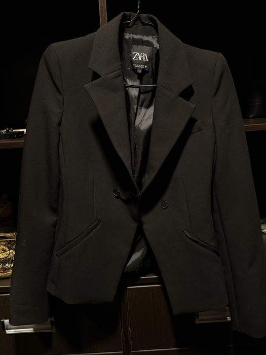Піджак Zara класичний