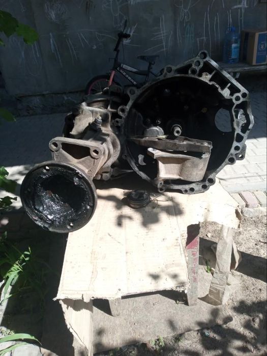 Продам коробку передач