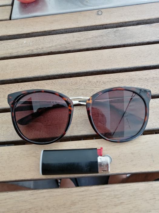 óculos de sol GUESS