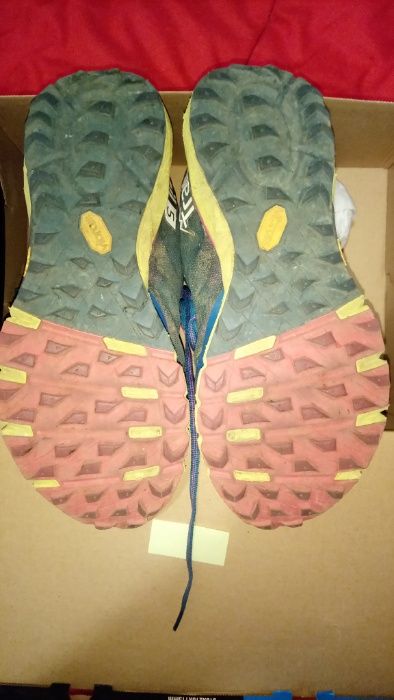 Sapatilhas Salming T5_Trail