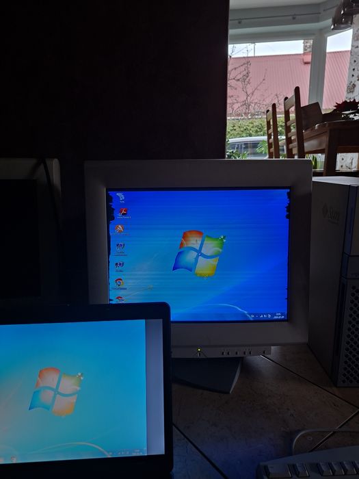 Retro zestaw komputerowy Sun Ultra 60 + gratis (informacja na końcu opisu)