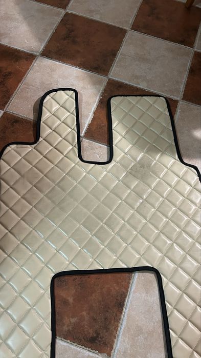 Tapete camião mercedes actros 2020 beje