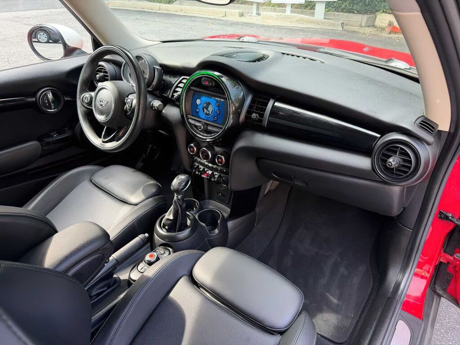 MINI Cooper      2018