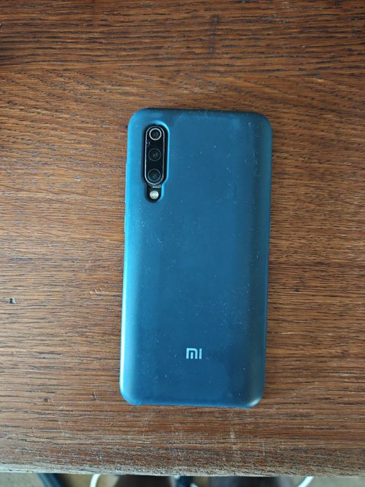 Vendo ou Troco MI8 e Redmi Note 8T: Extra Mi Band 10