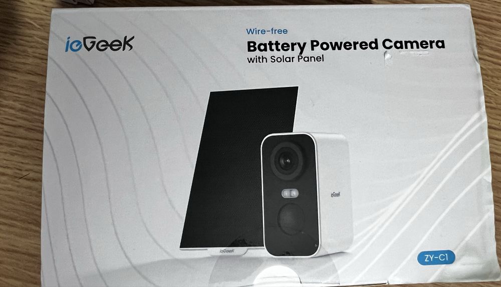 Camera c/ painel solar IeGeek - NOVO
