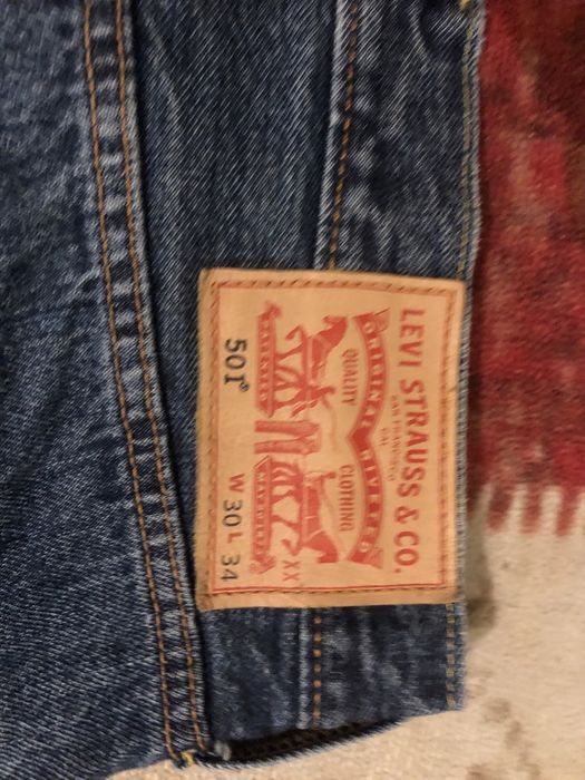 класические джинсы levis 501