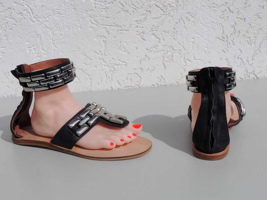 **Jeefery Campbell** rozmiar 37 skórzane sandały