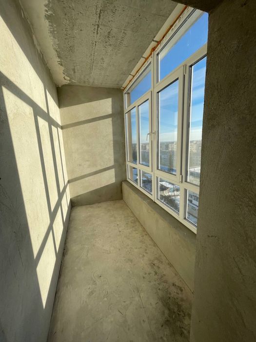 Продам 3х кімнатну ДВУХ УРОВНЕВУ  квартиру ЖК  вул. Нагірна