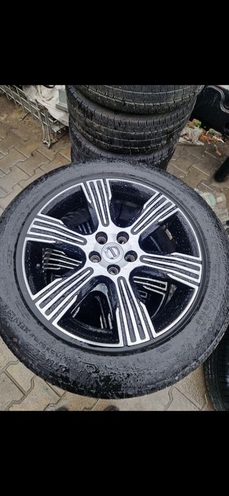 Oryginalne Koła Volvo XC-40 235/55R18 2024r.  Pirelli lato