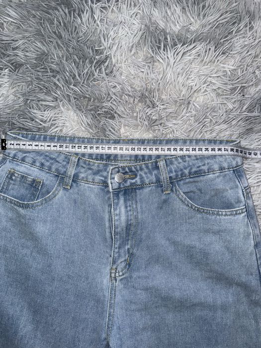 Джинси жіночі стильні