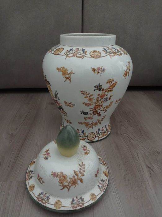 Pote decorativo cerâmica estilo clássico