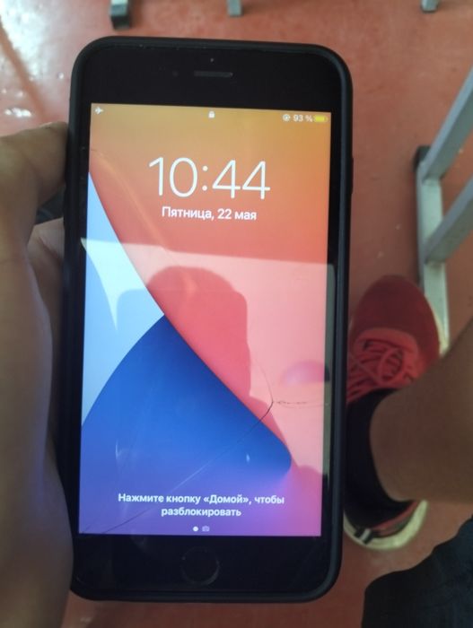 Айфон 6s+  128гб памяти батарея 80%