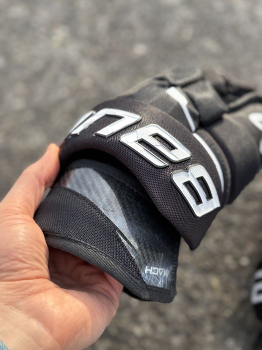 Професійні хокейні рукавиці краги Bauer Supreme MACH Sr. 13