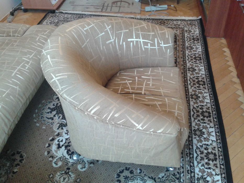 Крісло-фотель,не  розкладне